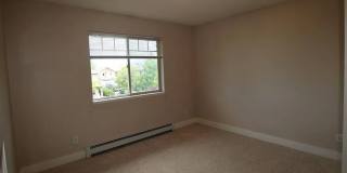 3 Bedroom 2.5 Bath plus an Office in Bozeman! Gallery 1