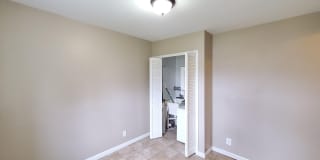 1251 E Kalama Gallery 11