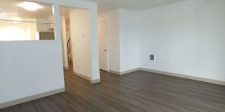 Rent Special: 1/2 Off July's Rent!! - 2 bed Townhome Gallery 16