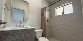 1222 W Baseline Road unit: 208 Gallery 19