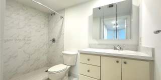 9340 Fontainebleau Blvd Gallery 23