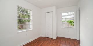 2154 Henry St Ne Gallery 5