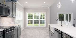 Gorgeous, Luxury 3 bd home with bonus room and screened-in patio! Triple Siegel Schools! Gallery 11