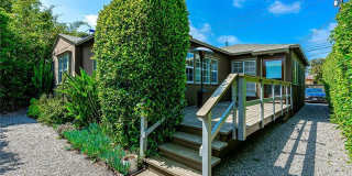 313 Venice Way Gallery 1