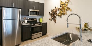 Broadstone Nob Hill Gallery 19