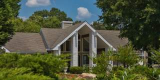 Hunter's Mill Apartments Gallery 13