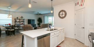 ** 4/3 HEATED POOL AND SPA FURNISHED HOME MODERN IN HIGHLY DESIRED NORTH NAPLES *** AVAILABLE STARTING APRIL-NOVEMBER 2026  LONGER TERM OR SHORT TERM 3 MONTHS OR MORE ** Gallery 57