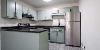 Camden Pointe Apartments Gallery 8