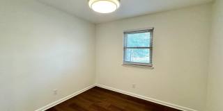 214 Lancaster Road Gallery 16