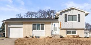 Beautifully Renovated 4-Bedroom Home Beautifully Renovated 4-Bedroom Home Gallery 1