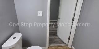 Beautiful 3 Bedroom 2 Bathroom in Kansas City Gallery 32