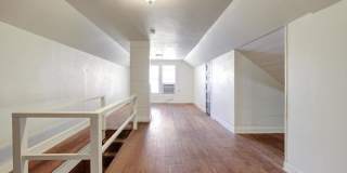 6/3 *West Campus* Walk to UT 6/3 *West Campus* Walk to UT Gallery 19