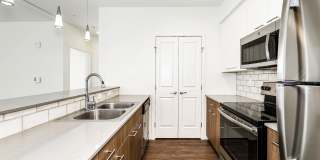 Allegro Lynwood Gallery 1