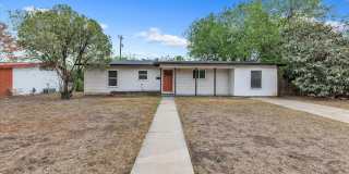 Charming Home in Established San Antonio Neighborhood Gallery 1
