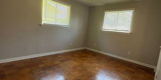 Great 3 bedroom/1 bath home includes gas range and refrigerator! Great 3 bedroom/1 bath home includes gas range and refrigerator! Gallery 12