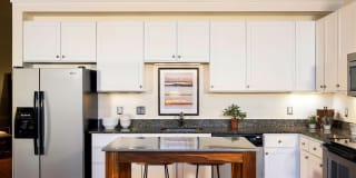 Riverwalk Apartments Gallery 17
