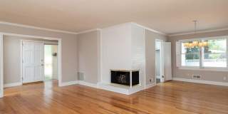 805 Graham Street Gallery 1