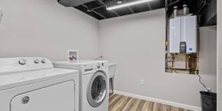 6039 Jackson Ave Gallery 21