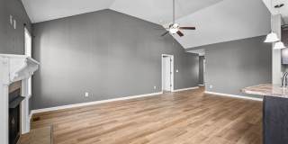 Pet Friendly Three Bedroom! Gallery 11