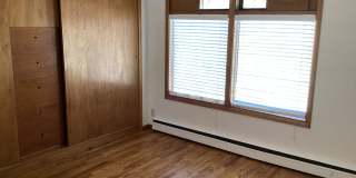 2 Bed 1 Bath Duplex with Attached Garage Gallery 7