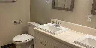 Large 3 Bedroom Home In Enterprise Area Gallery 13