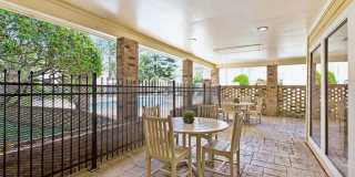 Regency Club Gallery 25