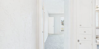 324 NW Compass Gallery 14