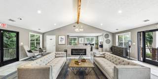 Hampton Point Gallery 4