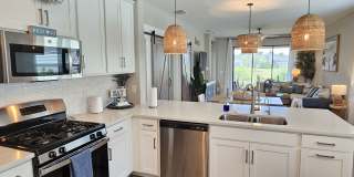 Annual Furnished or Seasonal Short-Term 4 Bedroom 2.5 Bathroom Home in Palmero! Gallery 20