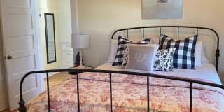 347 South Mount Vernon Avenue 347 South Mount Vernon Avenue Gallery 4