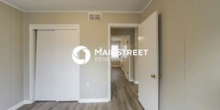 2812 Lake Park Road Gallery 15