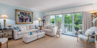 250 Bradley Place Gallery 2