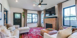GORGEOUS BEACON HILL BUNGALOW Gallery 7