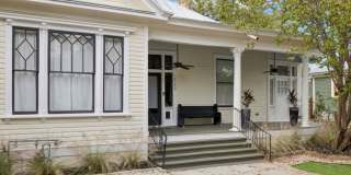 HISTORIC CHARM IN KING WILLIAM HISTORIC CHARM IN KING WILLIAM Gallery 2