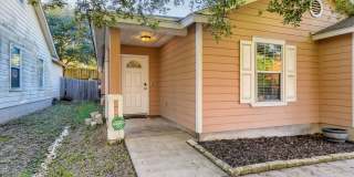 Fully Furnished 3 Bedroom near Greenbelt in Southeast Austin- Easy Access to 35! Gallery 4