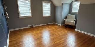 1579 Laclede Road Gallery 25