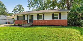 Modern Finishes & Hardwood Floors – 4BR Columbus Gem Gallery 46