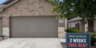 3/2/2 Duplex / Less than 1 Mile to Gruene / Fridge Included/ Gas Cooking / Covered Patio / CISD *2 weeks free rent* Gallery 1