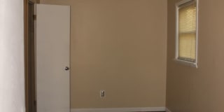 PRELEASING for AUGUST! Walk to Ball State! Spacious 4BR with Fenced Yard & Garage Gallery 14