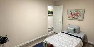 1028 E NORTH Avenue Gallery 13