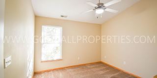 2 Bedroom, 2 1/2 Bath Townhome in Urbandale with attached Garage!!! Gallery 12