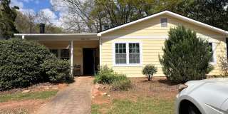 2 Bedroom Duplex in Boulevard! Gallery 1