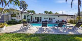 1871 NE 186th St Gallery 33