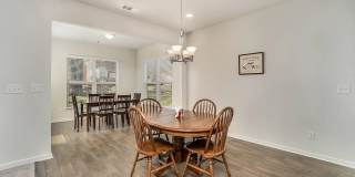 Beautiful 5-Bedroom Home in Brixworth Neighborhood with 2 Community Swimming Pools & Walking Trails Gallery 15