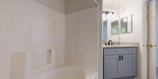 Ashton at Waterford Lakes Gallery 10