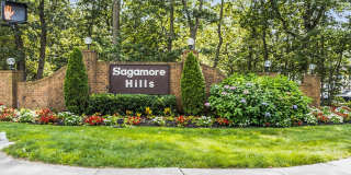 100 Glen Hollow Drive Gallery 1