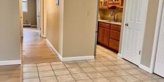 180 Main St Gallery 4