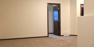 3 Bed 2 Bath Twin Home Gallery 18