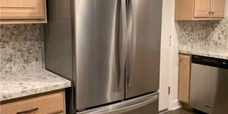 292 Alpine Street Gallery 6