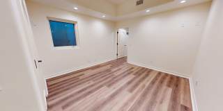 Spacious 4-bedroom 4.5 bath Home in a Gated Complex Gallery 21